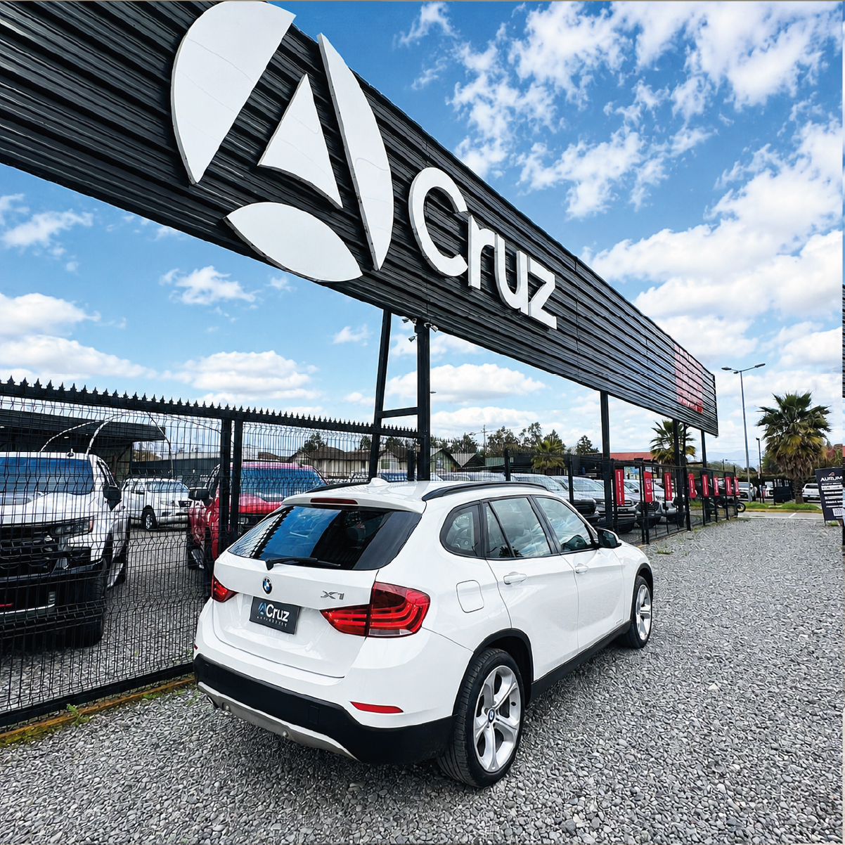 BMW X1 XDRIVE EXTERIOR 1
