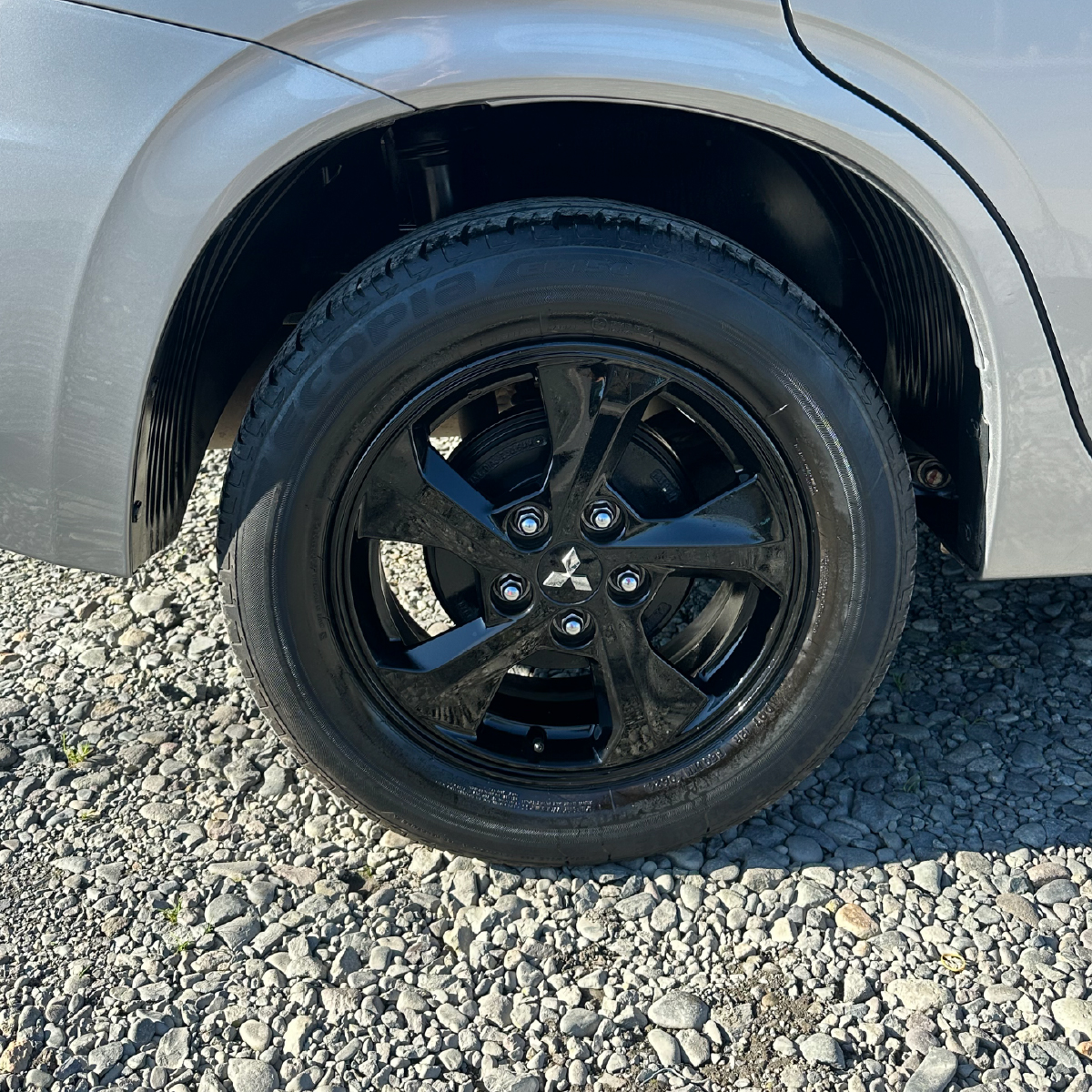 Mitsubishi Xpander — foto 15 de 23