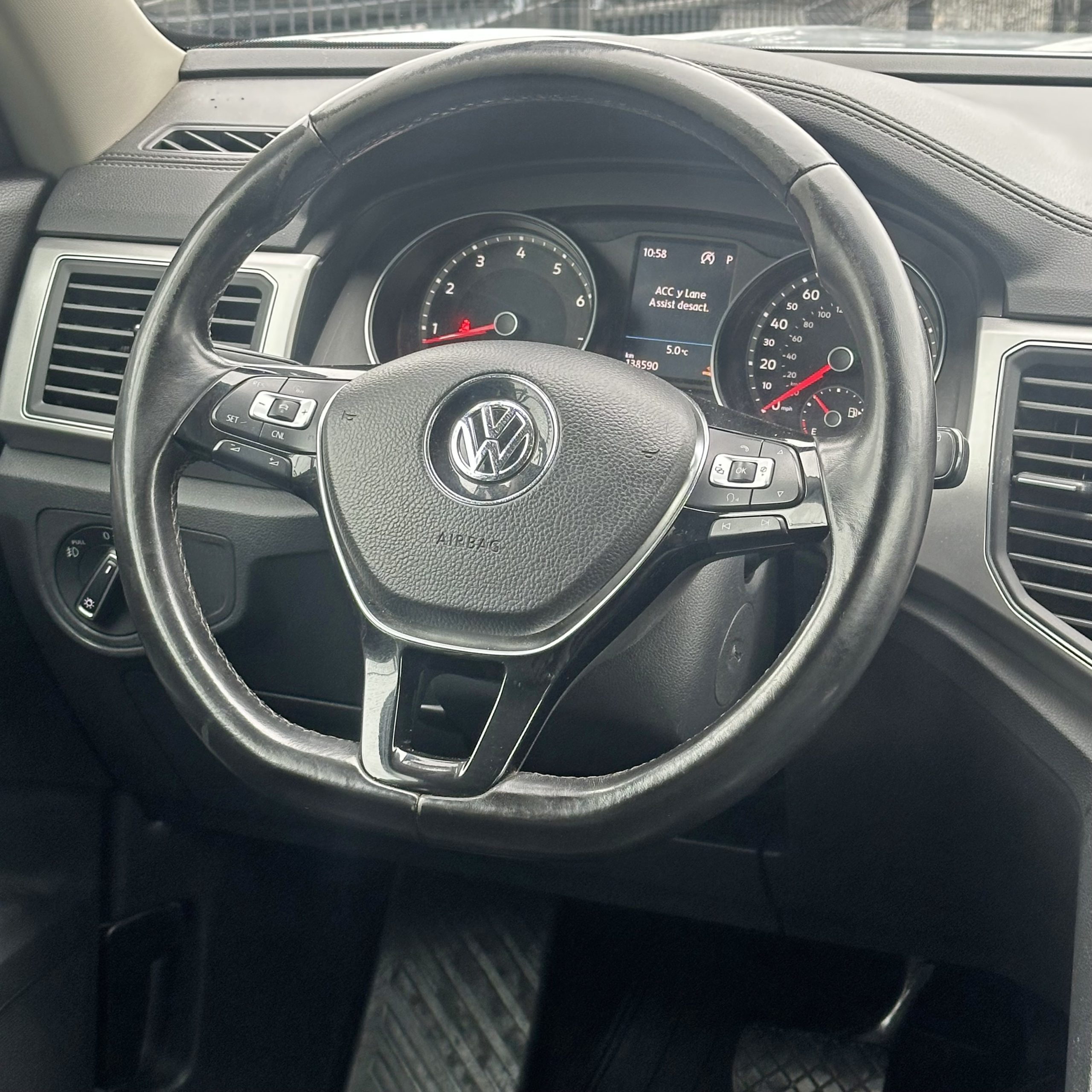 VOLKSWAGEN ATLAS
