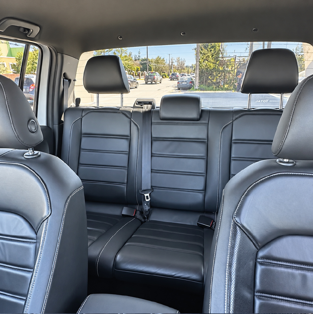 Volkswagen Amarok V6 — foto 12 de 21