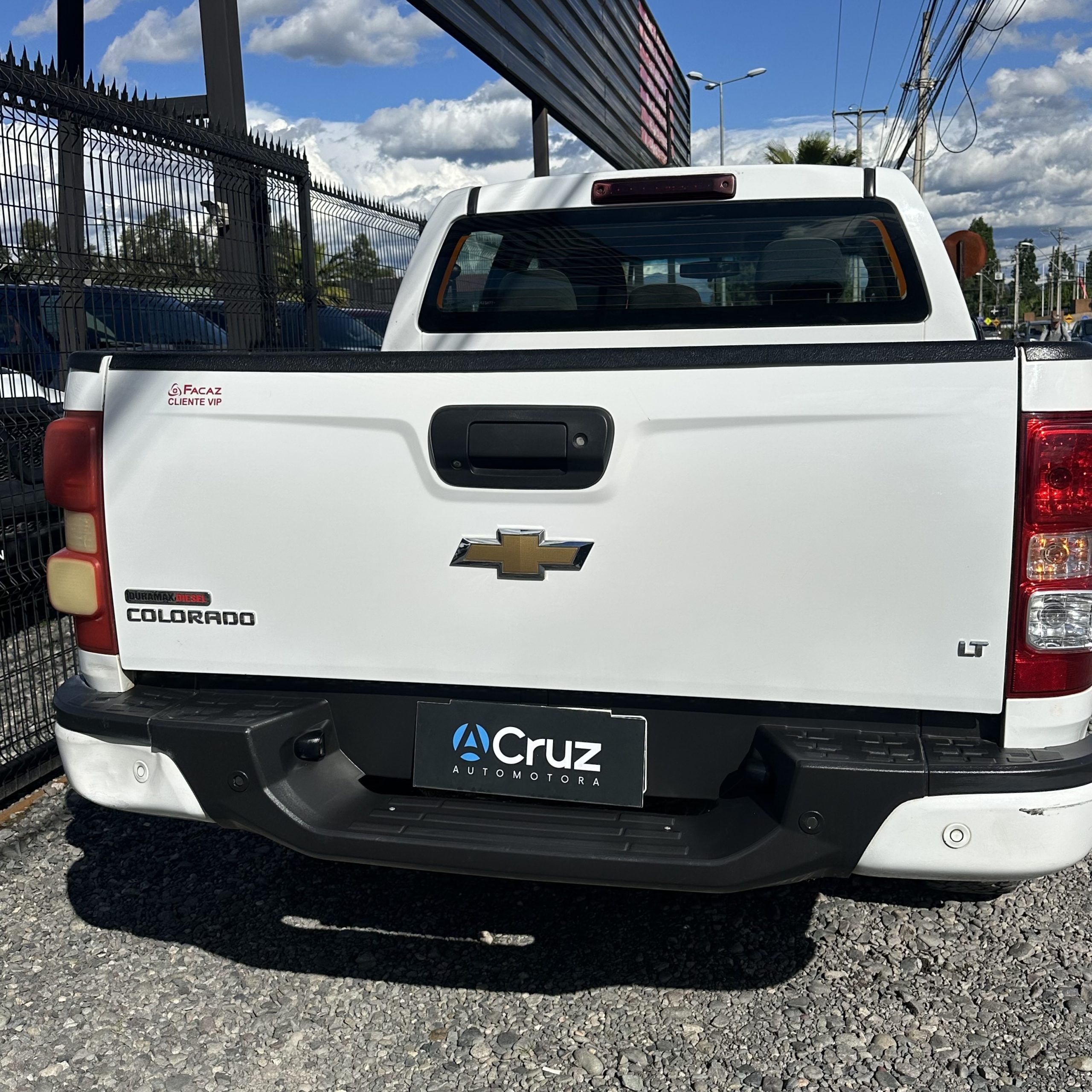 CHEVROLET COLORADO 02