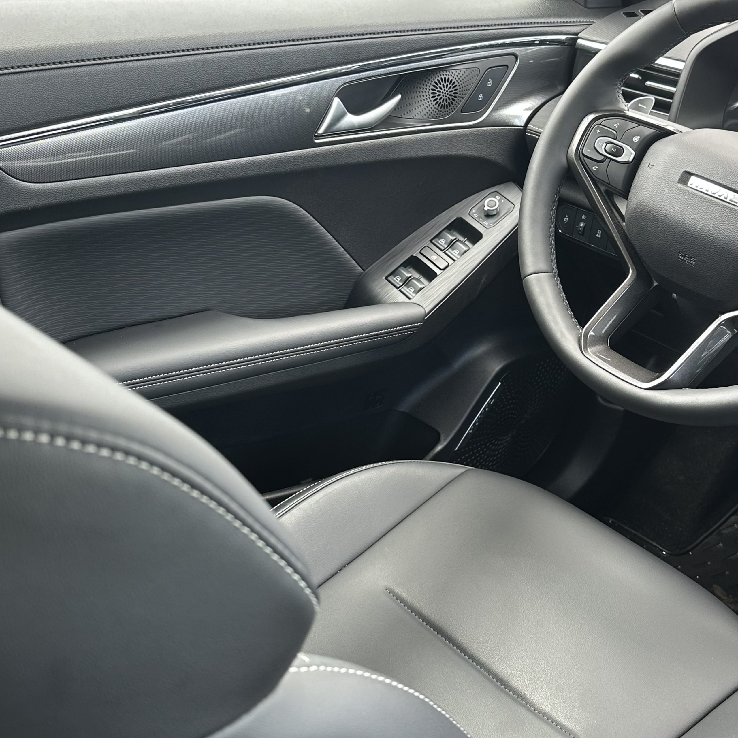 Haval Jolion — foto 11 de 26