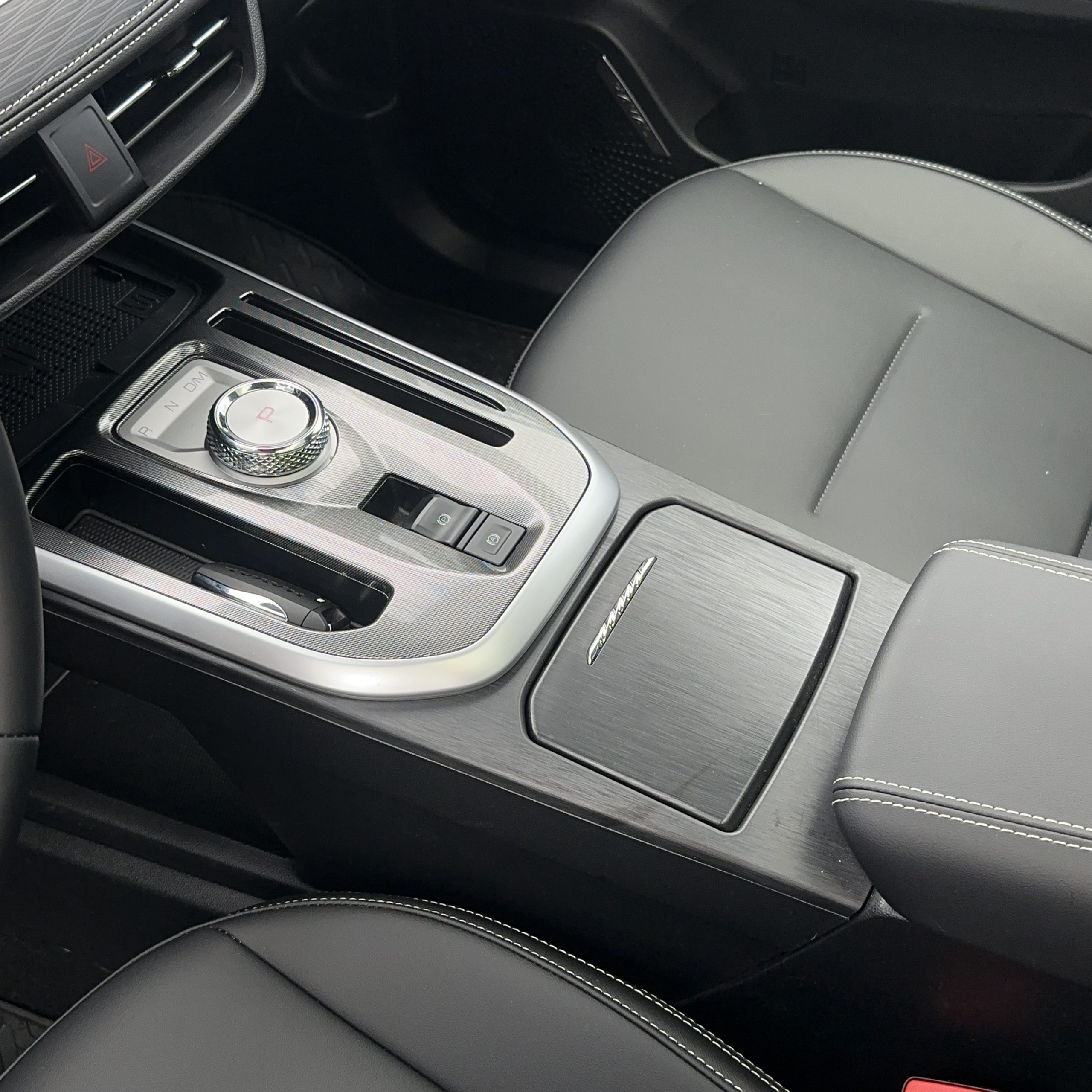 Haval Jolion — foto 15 de 26