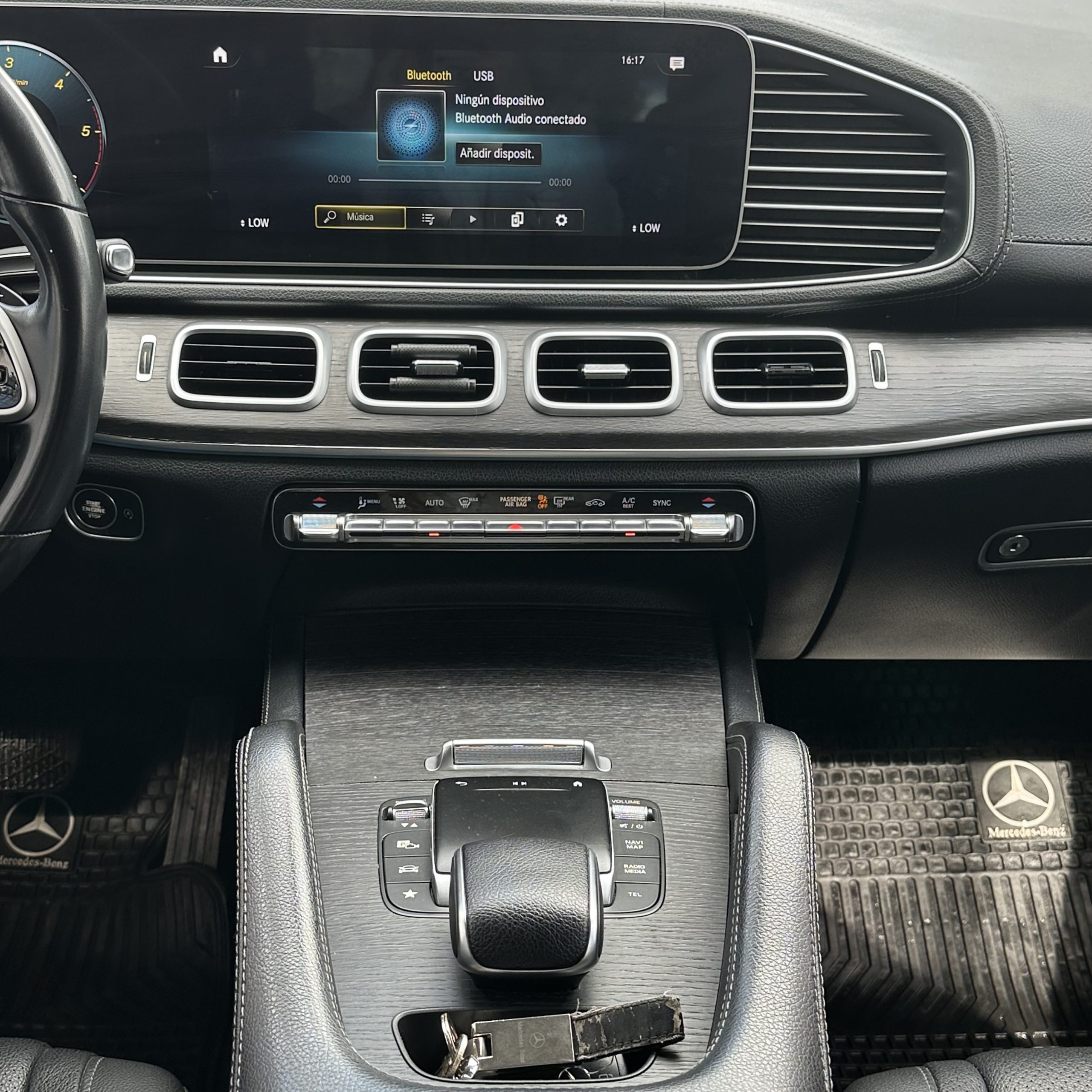 MERCEDES-BENZ 350D 008